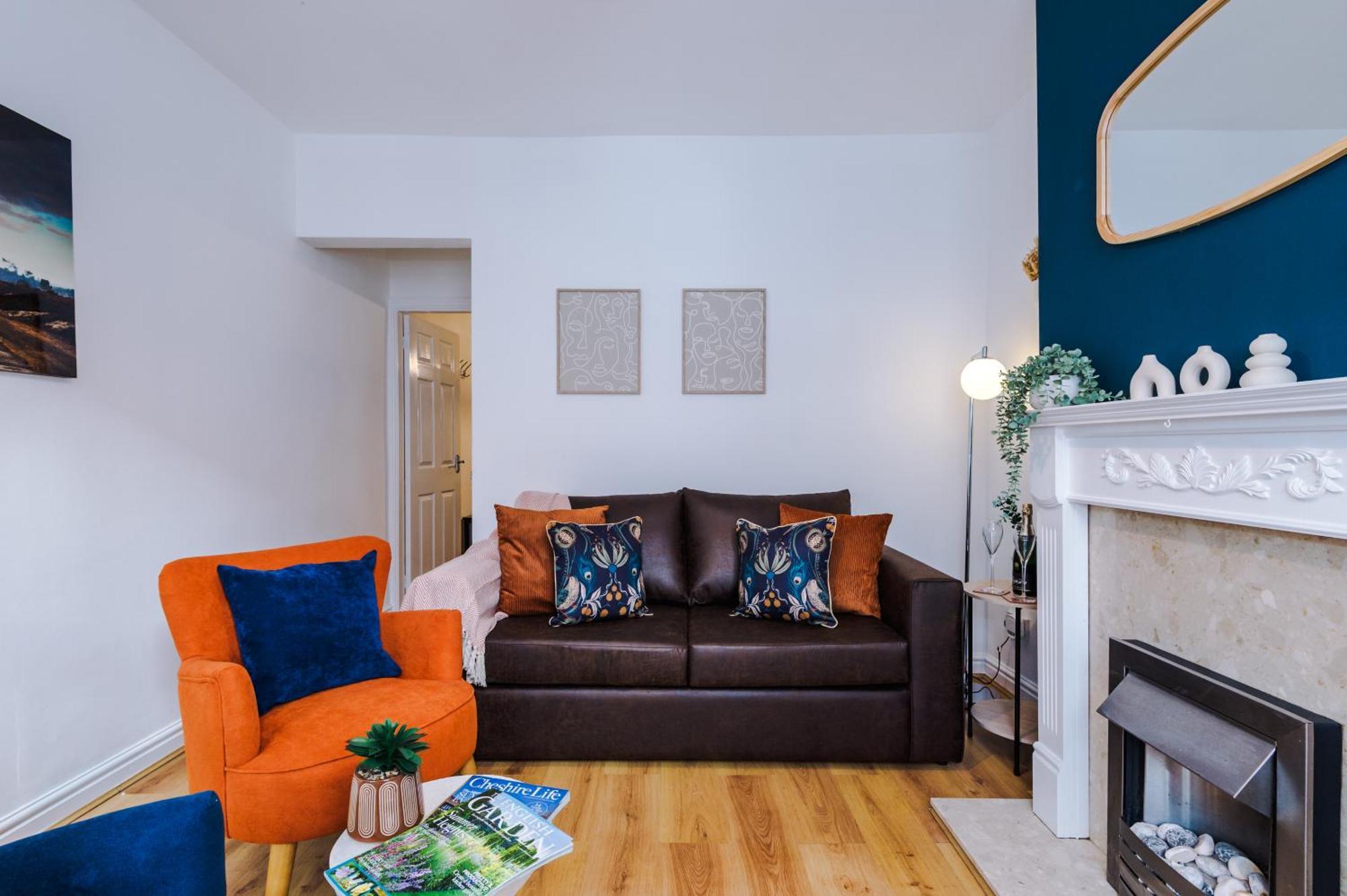 New! Spacious 2-Bed Home In Chester City-Centre By 53 Degrees Property, Ideal For Couples & Small Groups, Great Location - Sleeps 5 Dış mekan fotoğraf